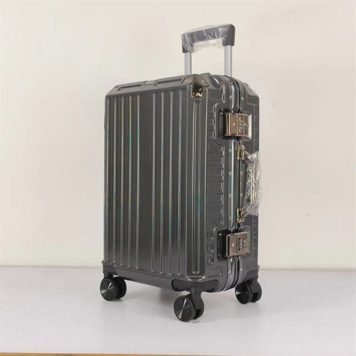 Txhuas Xipperless Luga